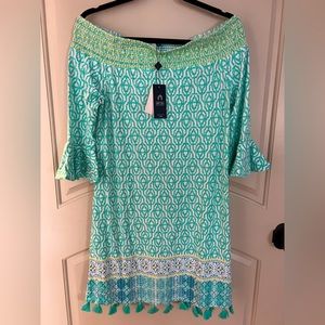 New with tags this fun and summery off the shoulder dress by Cabana Life